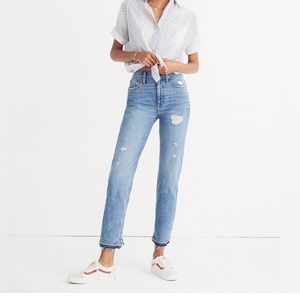 Madewell Classic Straight Jean. New with tag. Size 30.